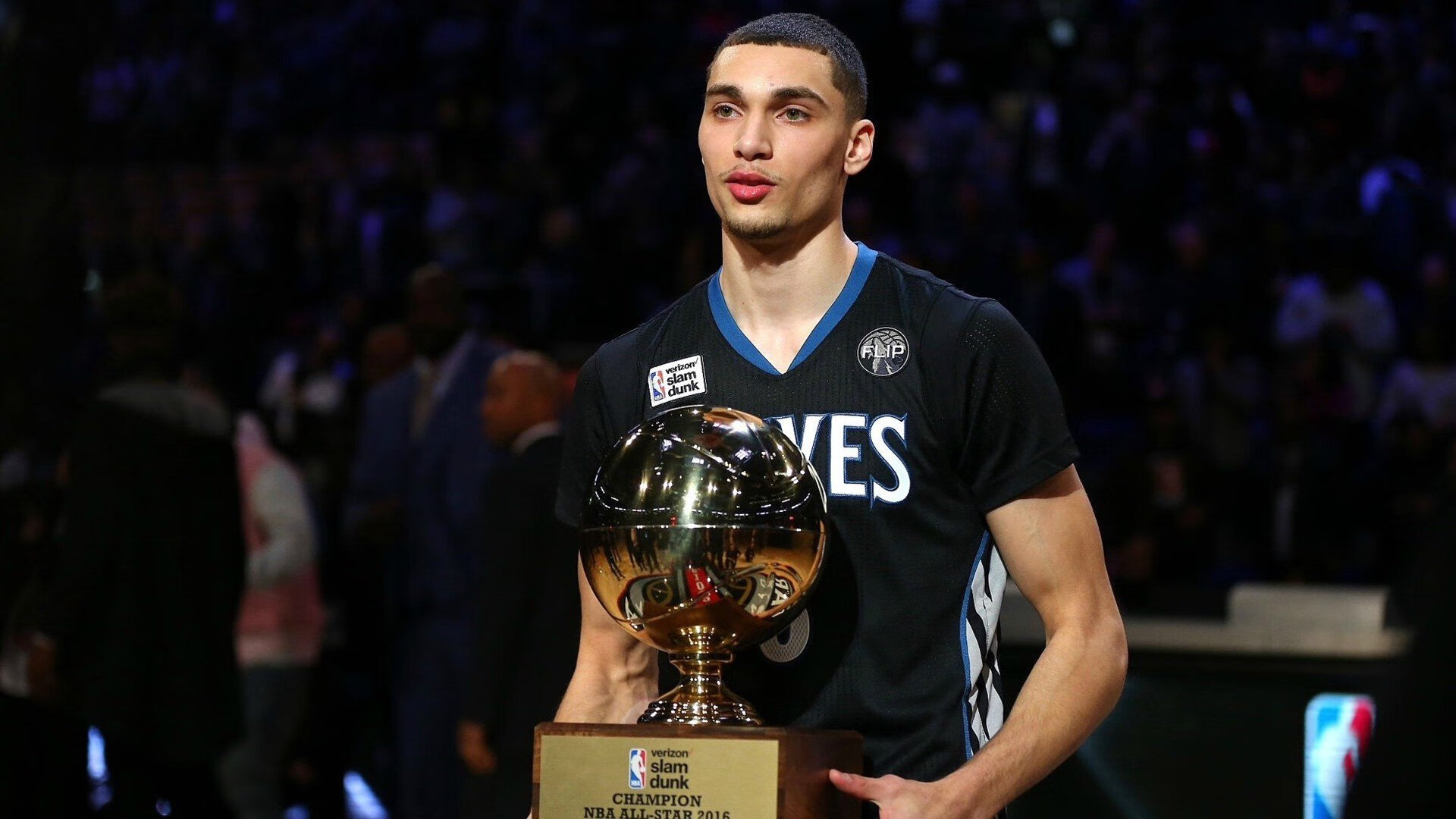 费城狂飙！76人碾压凯尔特人，易建联关键制胜改写历史