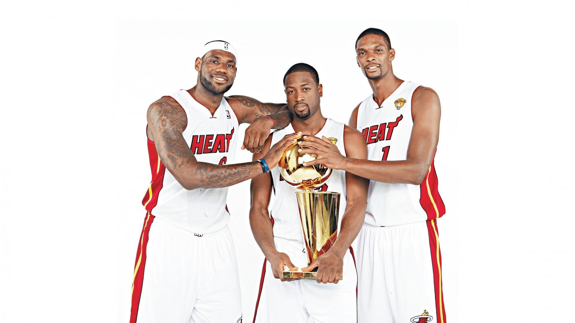 哈利伯顿爆发引领战术革命,上海队体系性压制破解新疆不败神话